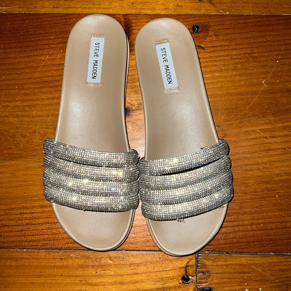 Steve Madden sparkle slides